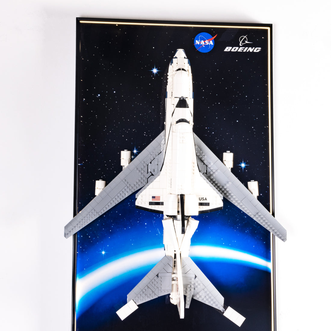 Wall Mount Display Frame for Icon Shuttle Carrier Aircraft 10360