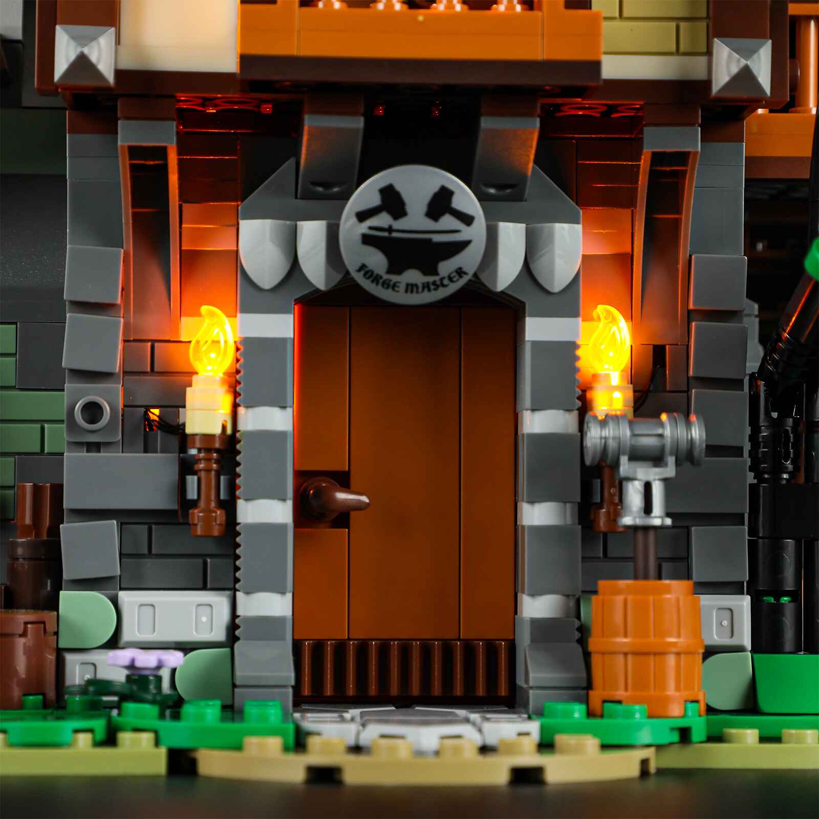 Forge House 1595PCS - Happy Brick Land