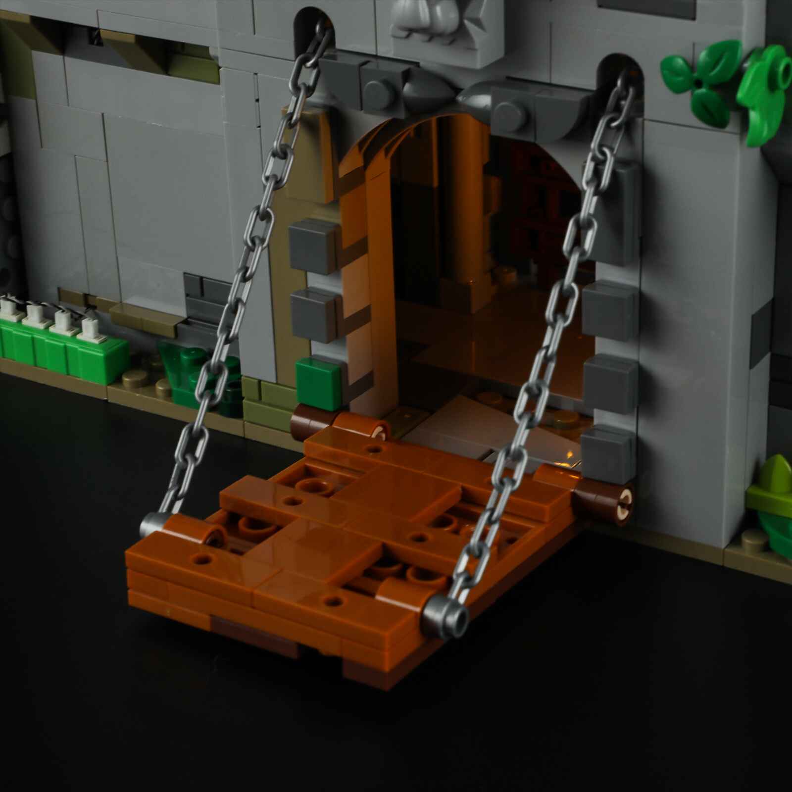 Medieval Watchtower 1625PCS - Happy Brick Land 