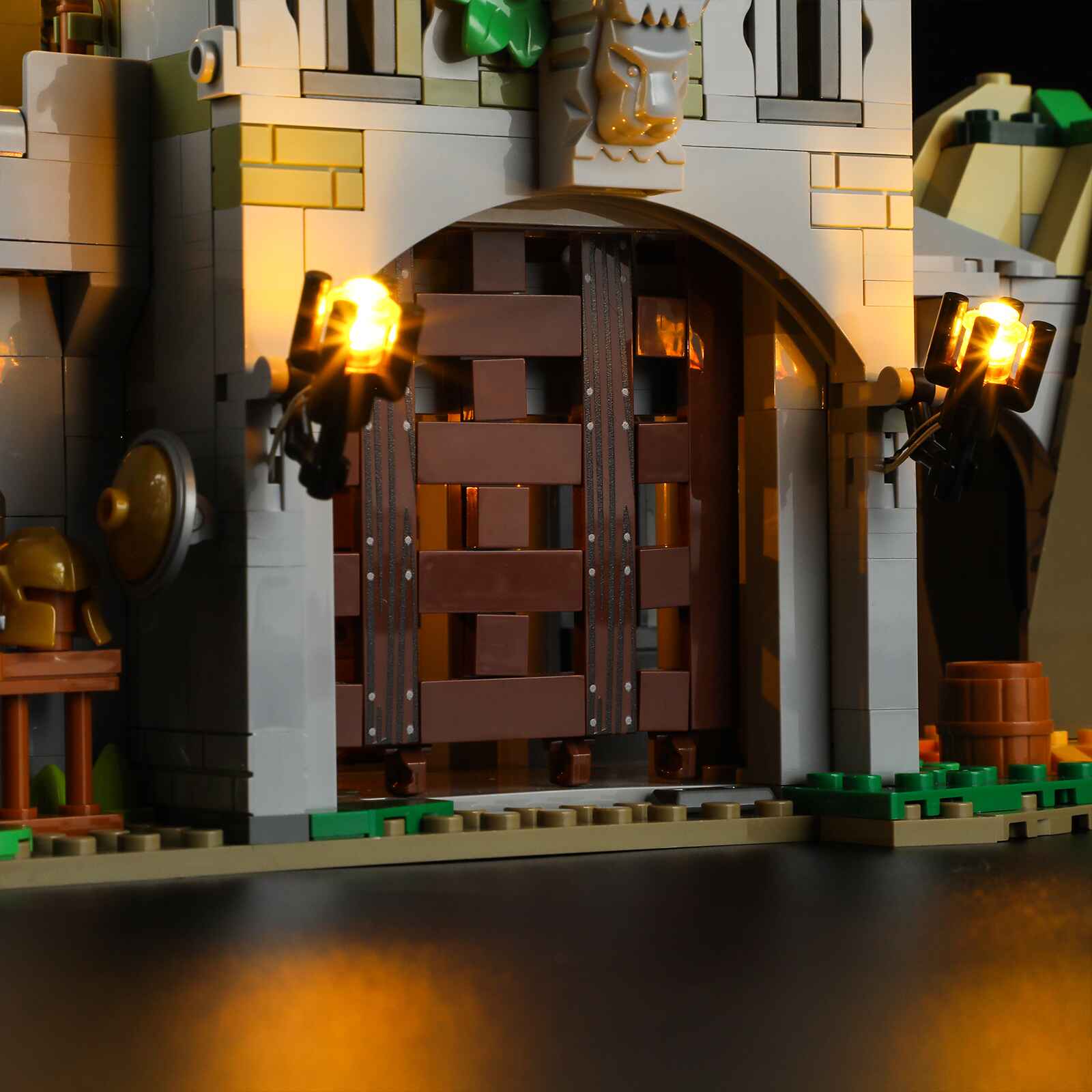 Medieval Watchtower 1625PCS - Happy Brick Land 