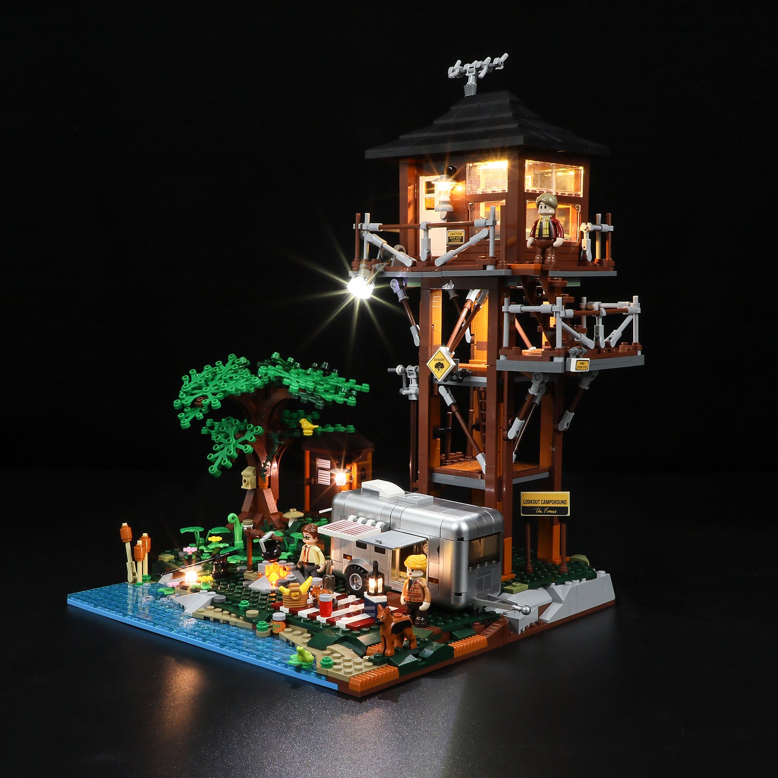 Lookout Campground 1426pcs - Happy Brick Land