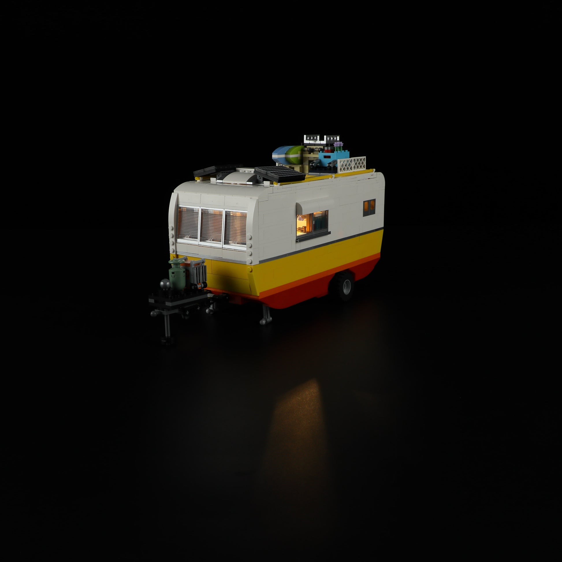 Travel Trailer 1325PCS - Happy Brick Land