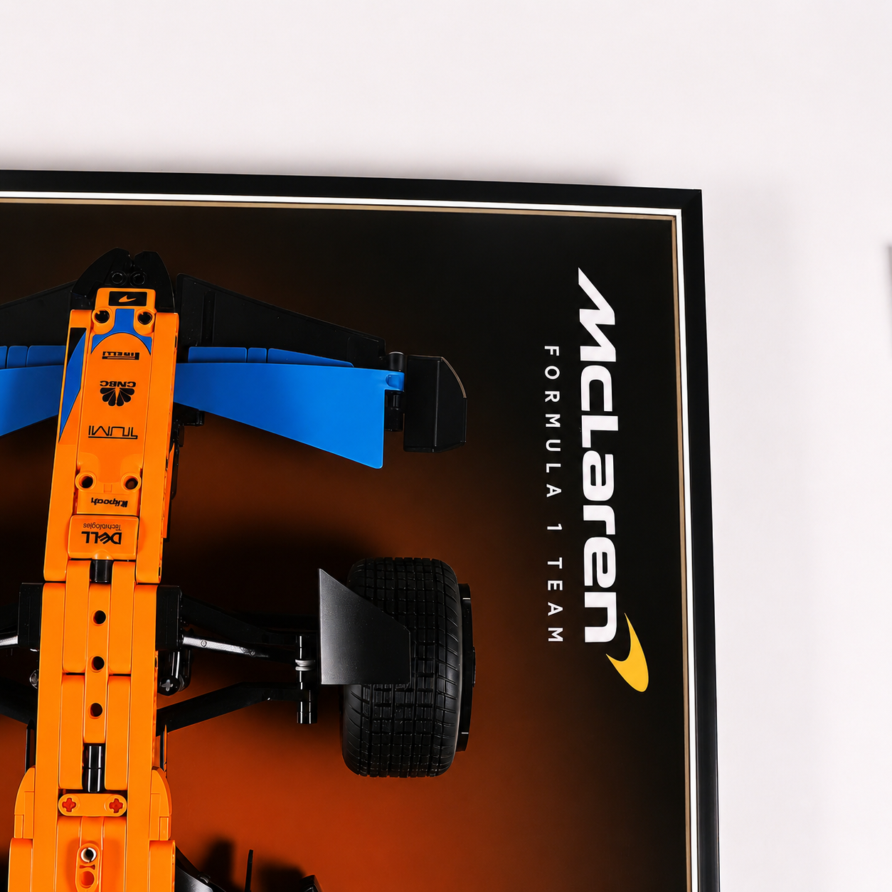 サンサンページ^ ^ Wall Mount Display Frame for Formula Racing Car Model 42141