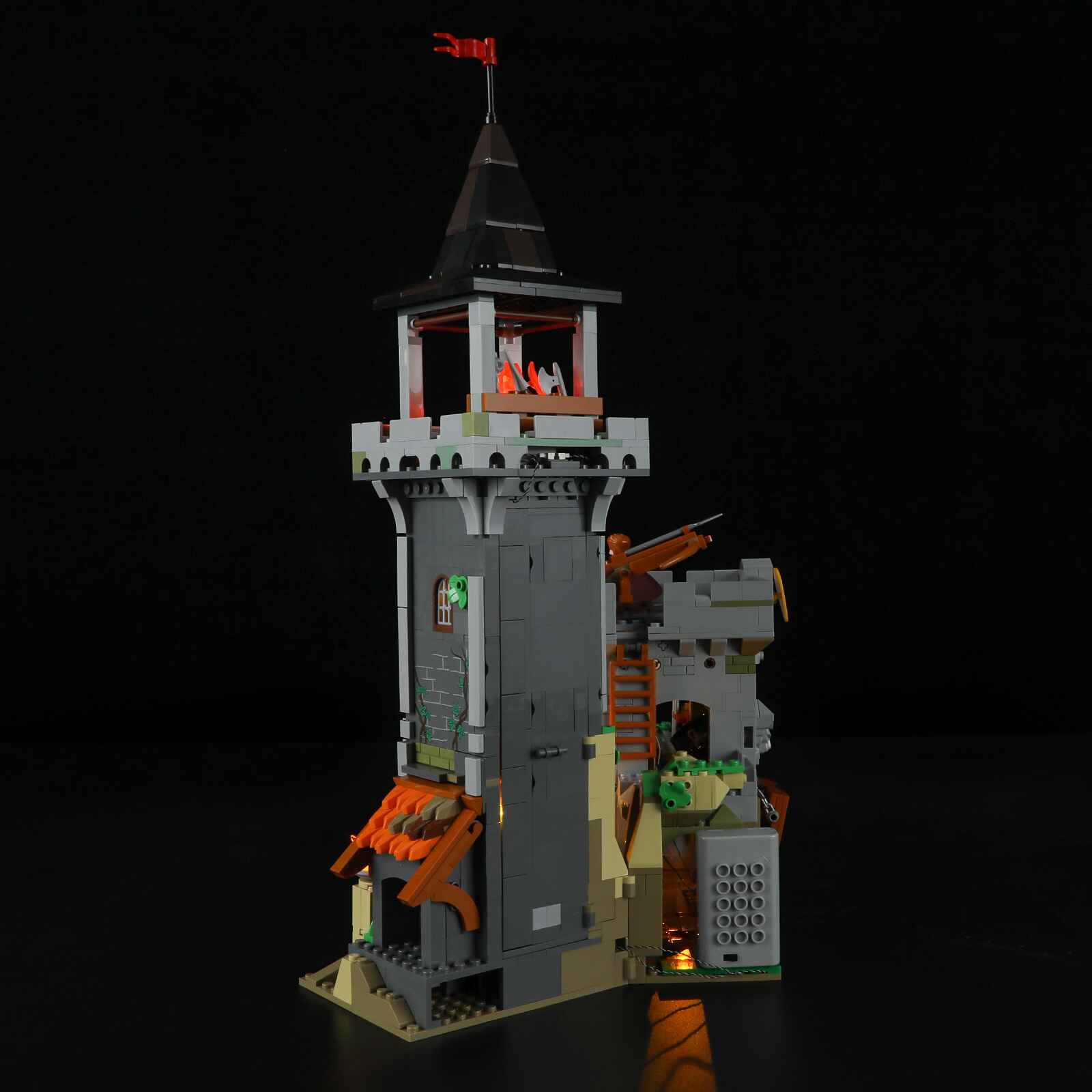 Medieval Watchtower 1625PCS - Happy Brick Land 