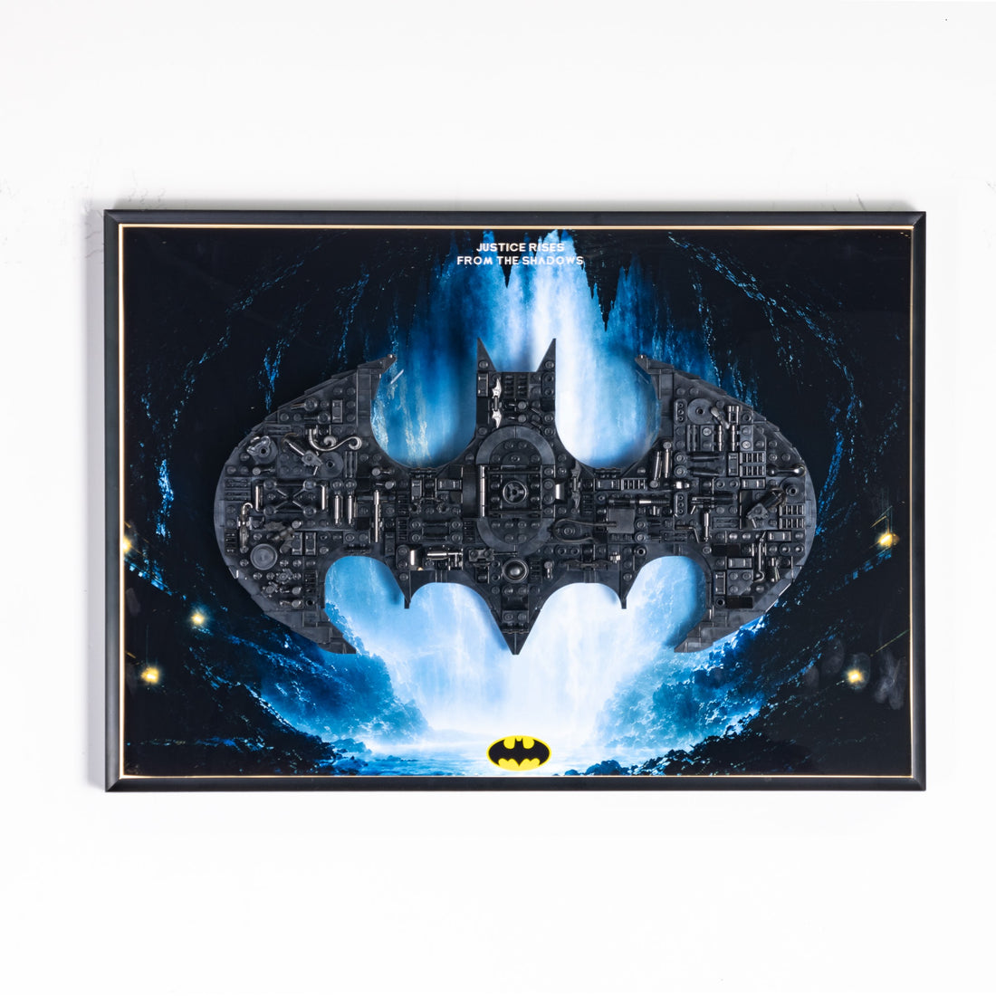 Wall Mount Frame for Batman™ Logo 76330