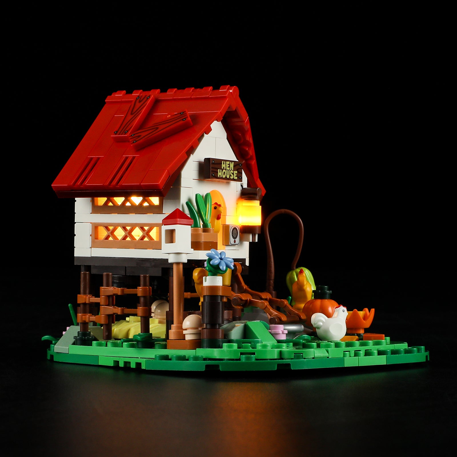 The Hen House 323PCS - Happy Brick Land 