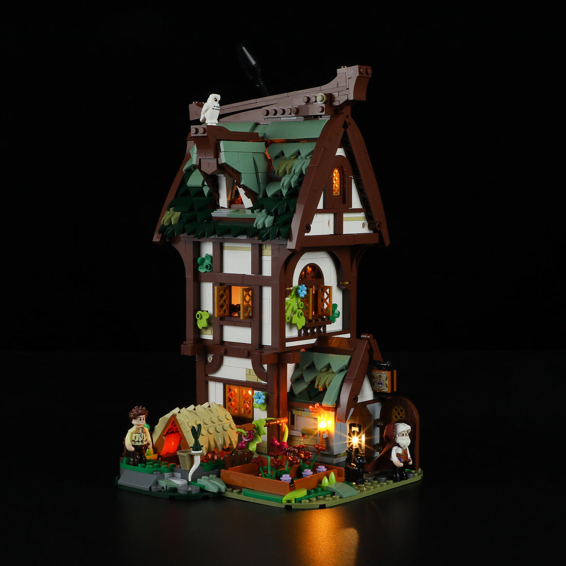 Medieval Apothecary Shop 1470pcs - Happy Brick Land