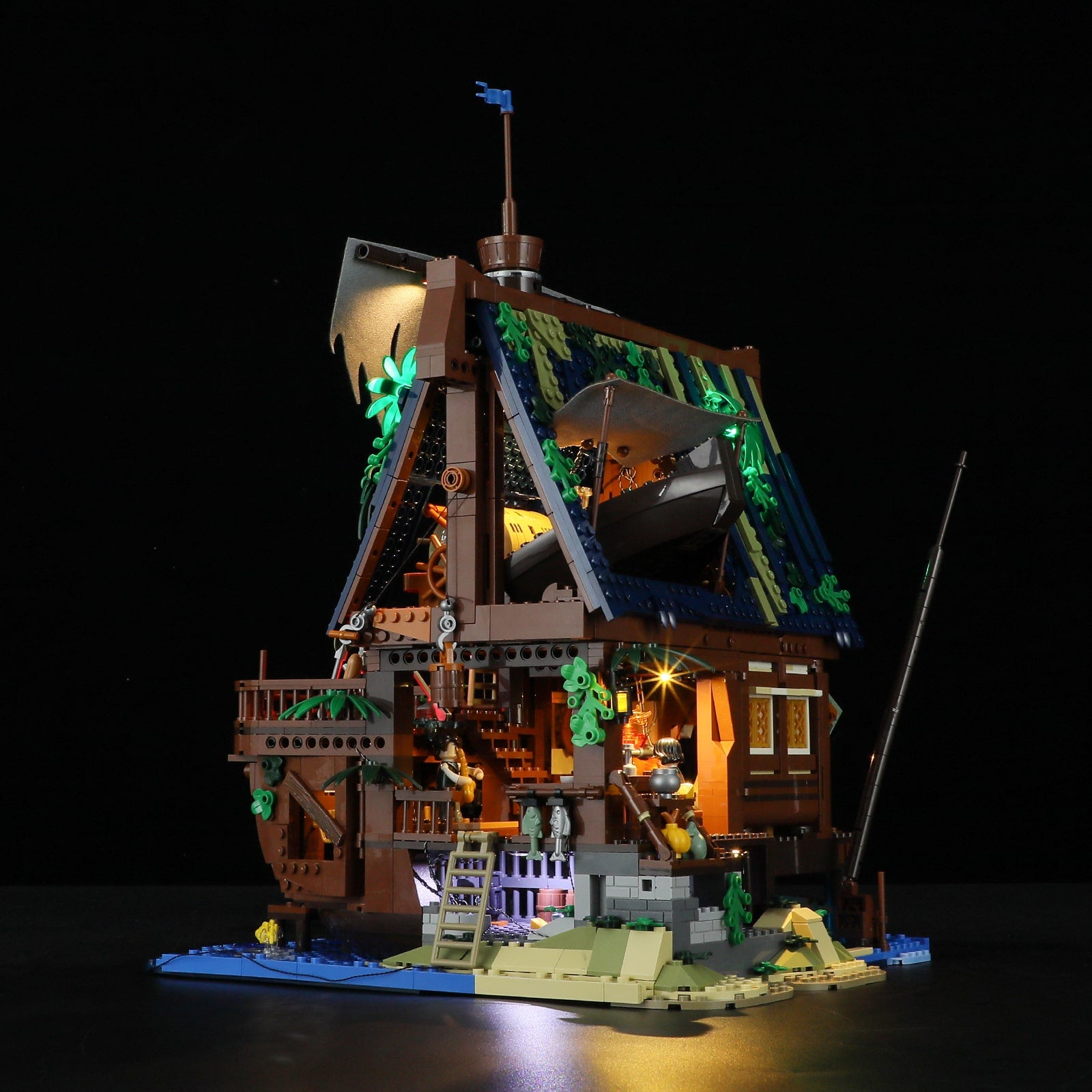 Medieval Pier Inn 2143pcs - Happy Brick Land