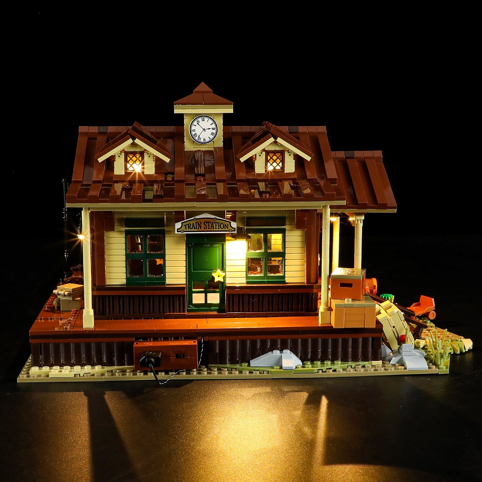 West Train Station 1974PCS - Happy Brick Land