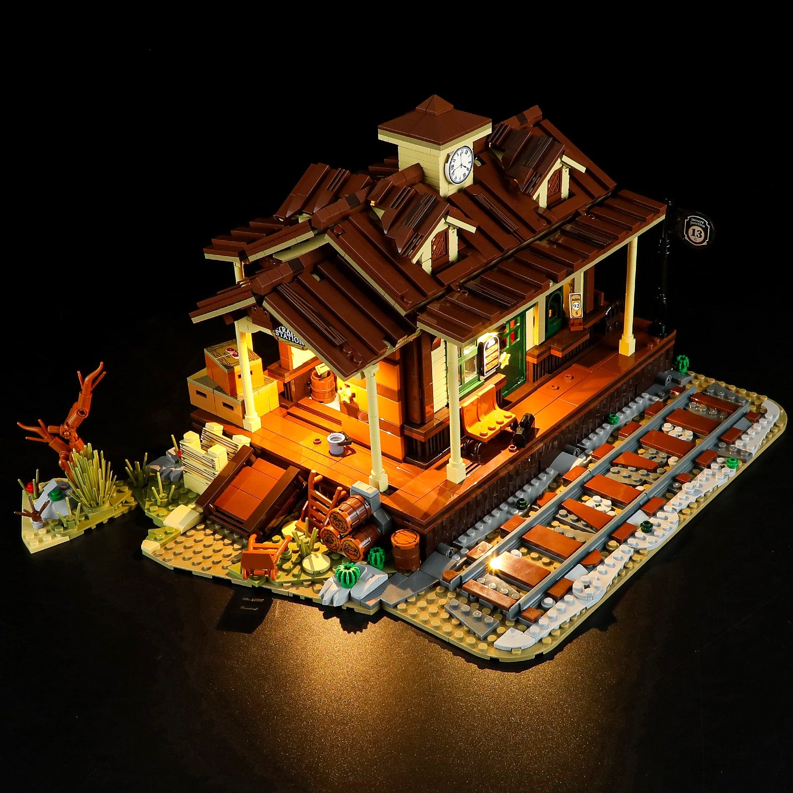 West Train Station 1974PCS - Happy Brick Land