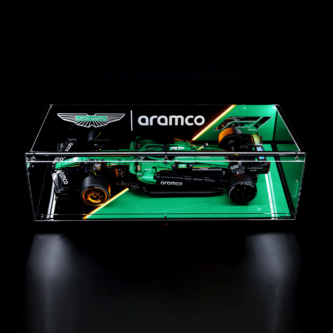 「Designer Edition」LED Acrylic Display Case for Aston Martin Aramco AMR25 F1 Car 42240